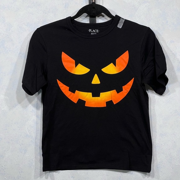 PRICE DROP NWT The Children’s Place Brand Tee, Black Halloween Pumpkin, Size-M - Picture 4 of 4